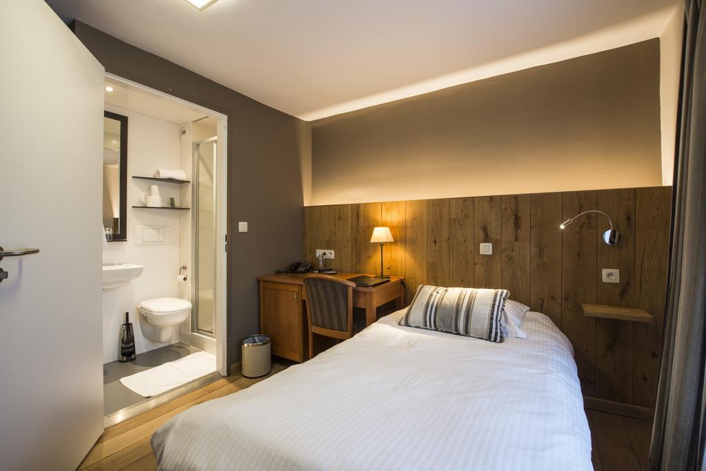 רדו Hotel Le Fournil מראה חיצוני תמונה
