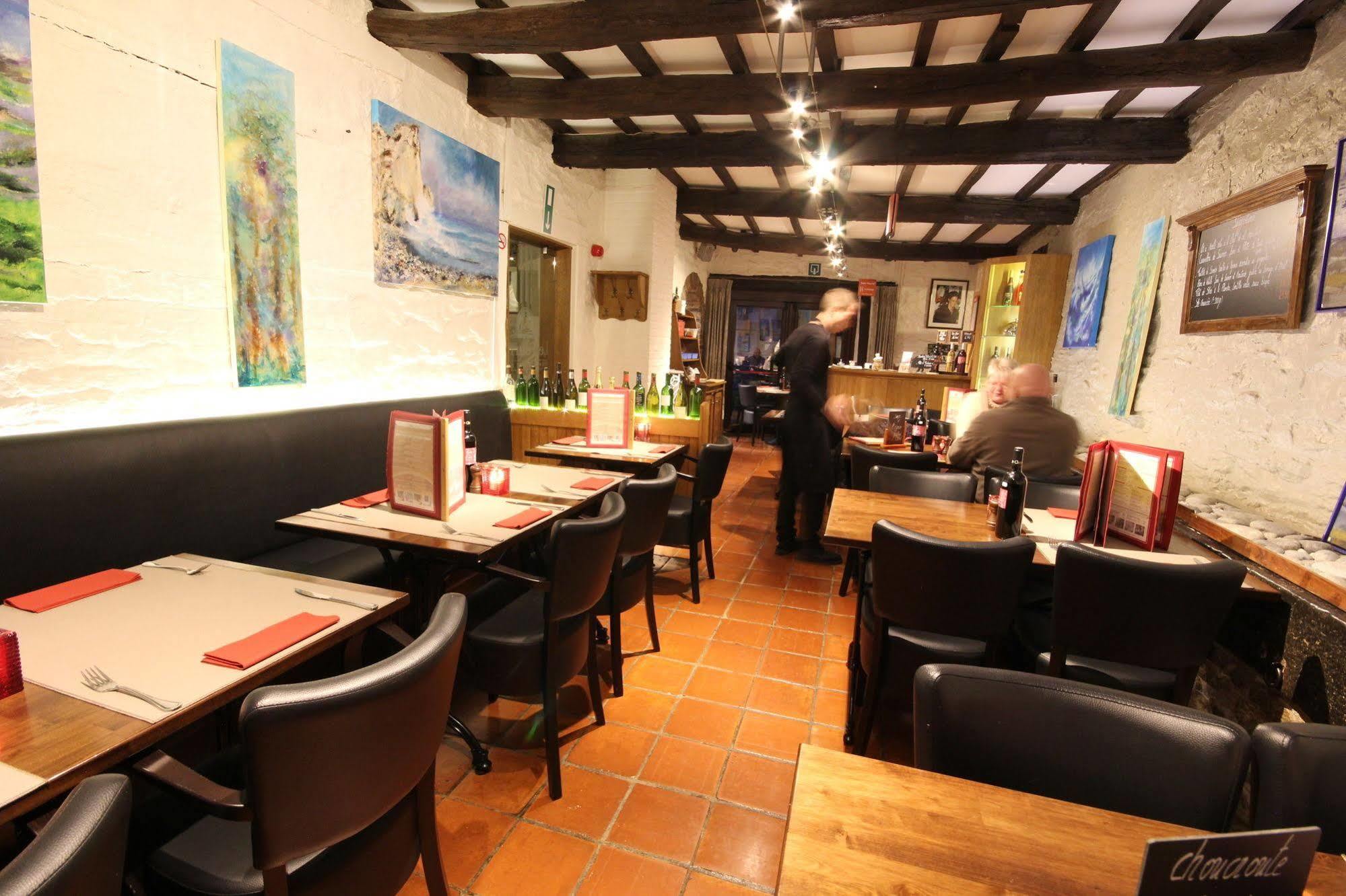 רדו Hotel Le Fournil מראה חיצוני תמונה